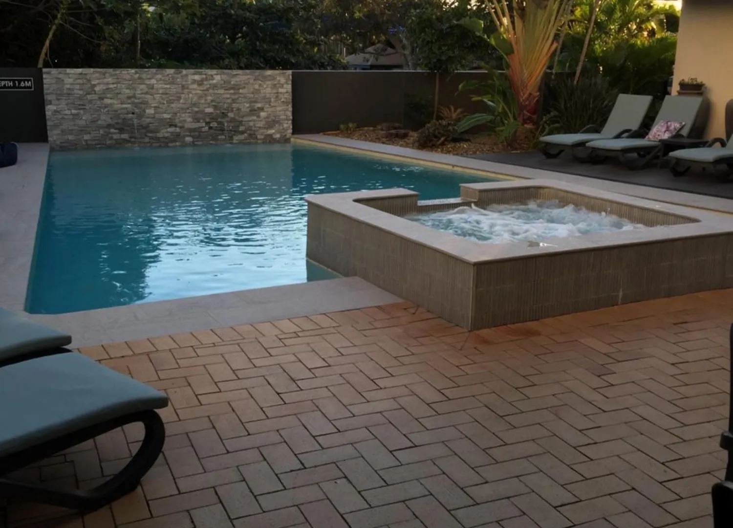 Apartmán Absolute Beachfront Penthouse With Exclusive Rooftop Alexandra Headland